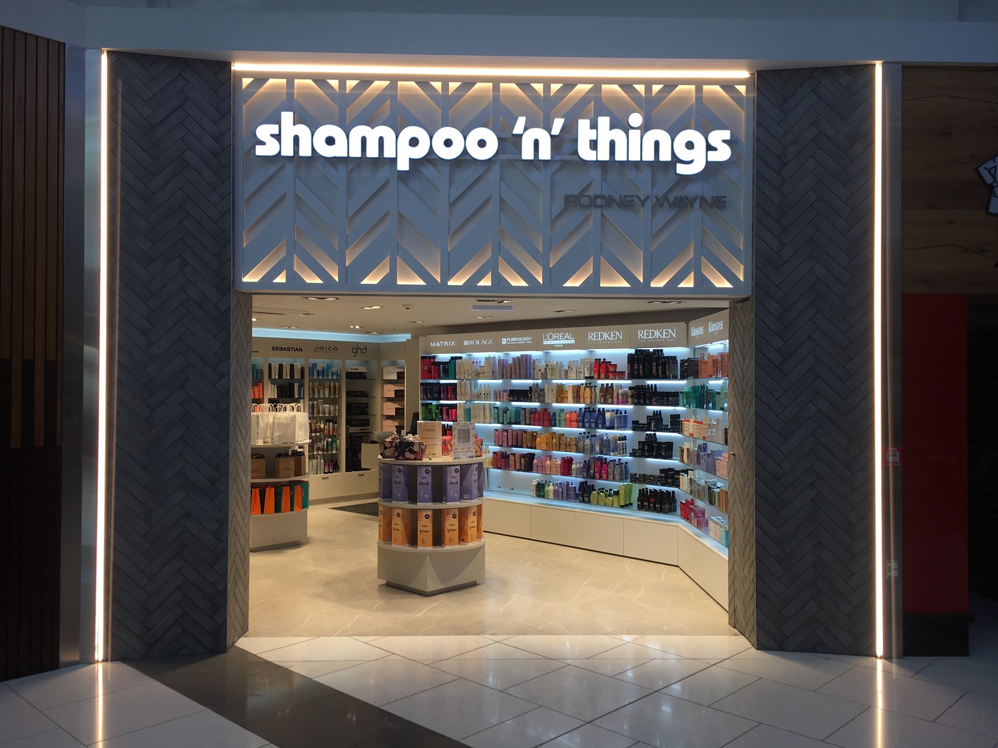 Shampoo 'n' Things Merrivale