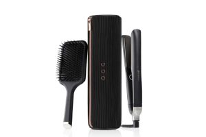 ghd Platinum+ With Paddle Brush & Heat Resistant Bag Gift Set 